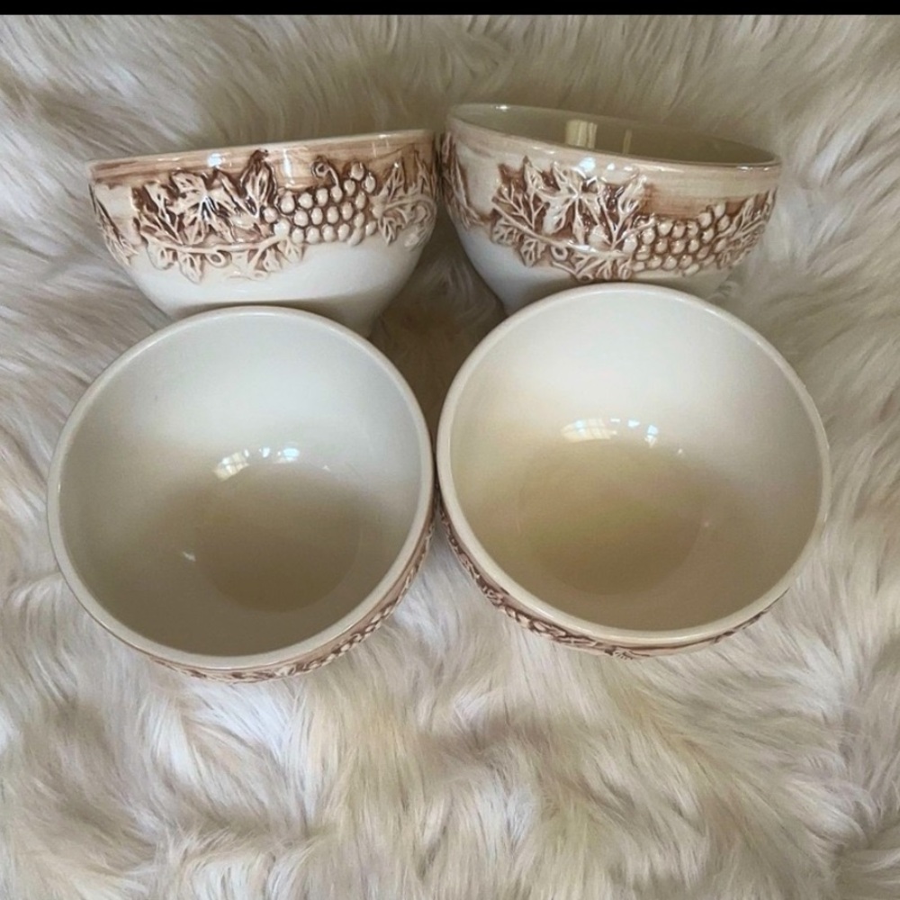 VINTAGE EURO CERAMICA VINEYARD Cream and Tan Ceramic Bowls